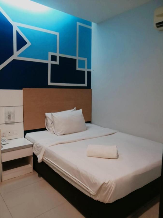 Bangi Business Hotel Kampong Sungai Ramal Dalam Екстер'єр фото