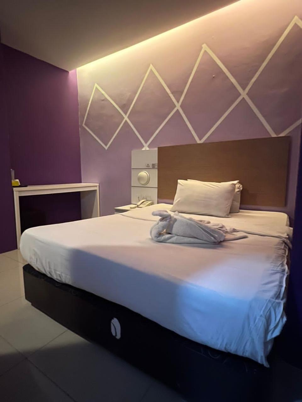 Bangi Business Hotel Kampong Sungai Ramal Dalam Екстер'єр фото