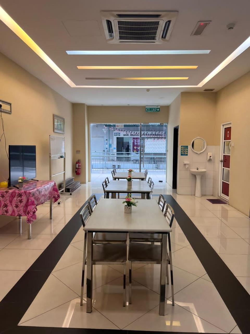 Bangi Business Hotel Kampong Sungai Ramal Dalam Екстер'єр фото