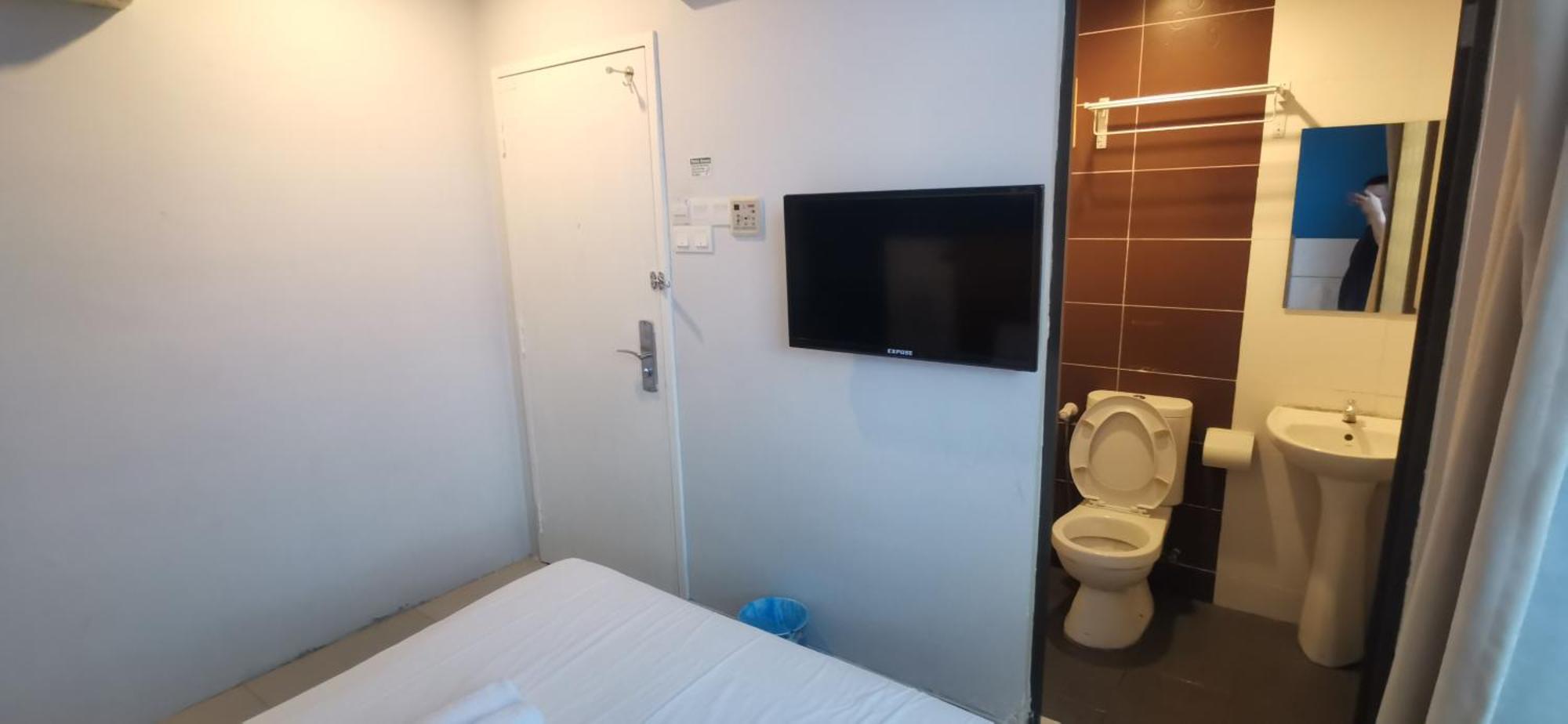 Bangi Business Hotel Kampong Sungai Ramal Dalam Екстер'єр фото
